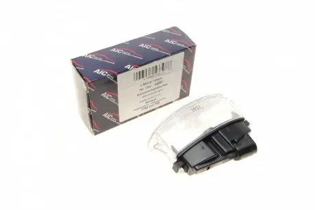 Фонарь подсвечивания номерного знака с лампочкой AIC 53397