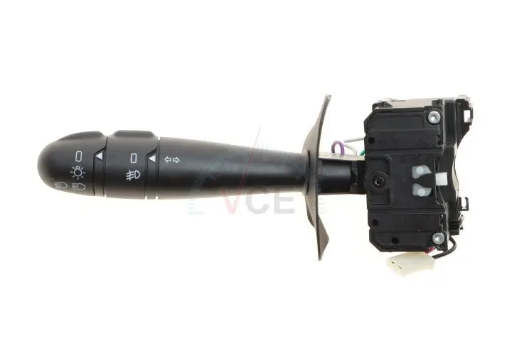 Фото 1 - Переключатель подрулевой Dacia Duster/Logan/Sandero 04-(L) (повороты/свет/туманки/сигнал) AIC 75803 Переключатель подрулевой Dacia Duster/Logan/Sandero 04-(L) (повороты/свет/туманки/сигнал) AIC 75803 (фото 1)