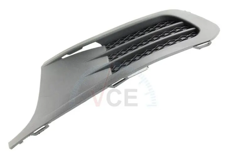 Решітка в бампер на VW Jetta 2011-2015 AND 30853221 (фото 1)