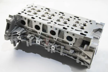 Головка блока цилиндров Renault Master 2.3dCi 10-/Trafic 2.0dCi 06- ASAHI LP 98526