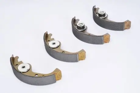 Тормозные колодки барабанные ATE 03.0137-0015.2