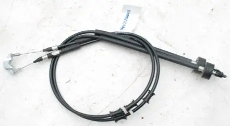 Трос ручника A(G) під диски BOSCH AUTOMEGA 011005220003A