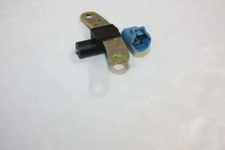 Датчик положення колінвалу renault modus/clio 05- dacia logan 04- AUTOMEGA 150065110