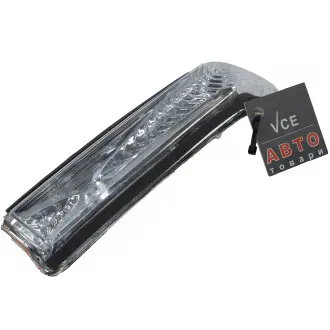 Повторювач поворотів на дзеркалі AUTOTECHTEILE 503 0079