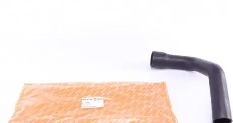 Патрубок інтеркулера citroen jumpy/fiat scudo/peugeot expert 1.9 td 96-06 AUTOTECHTEILE 508 0321