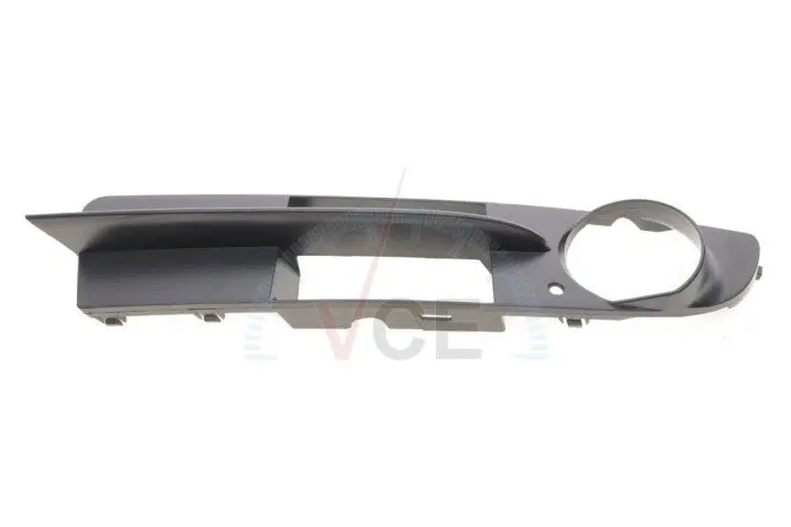 Решетка бампера AUTOTECHTEILE 704 5196 (фото 1)