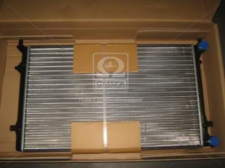 Радіатор охолодження двигуна golf5/touran/a3 14/16 03- vw2204 (ava) AVA QUALITY COOLING VN2204