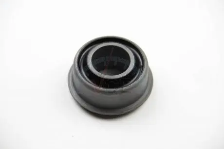 Сайлентблок переднього нижнього важеля BCGUMA BC0832