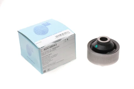 Подвеска, рычаг независимой подвески колеса Blue Print ADC48043