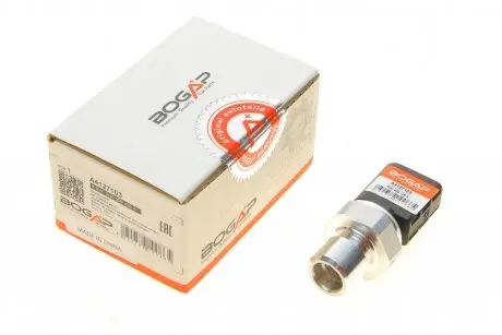 Датчик давления кондиционера vw crafter 2.0 tdi 16- BOGAP A4127103