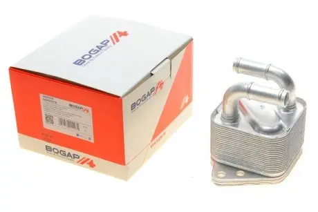 Радіатор масляний skoda fabia/rapid/roomster 06- (теплообмінник) BOGAP A4223108