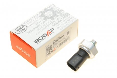 Датчик давления кондиционера BOGAP C4127100 (фото 1)