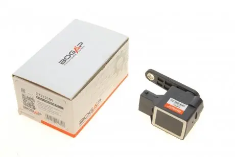 Датчик регулювання кута нахилу фар MB E-class (W211)/Vito (W639) BOGAP C7212101