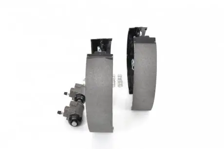 Тормозные колодки барабанные BOSCH 0204114537