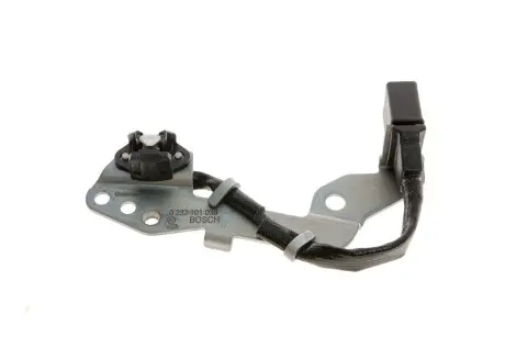 Датчик распредвала BOSCH 0232101038