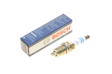 Свеча зажигания BOSCH 0 242 236 616