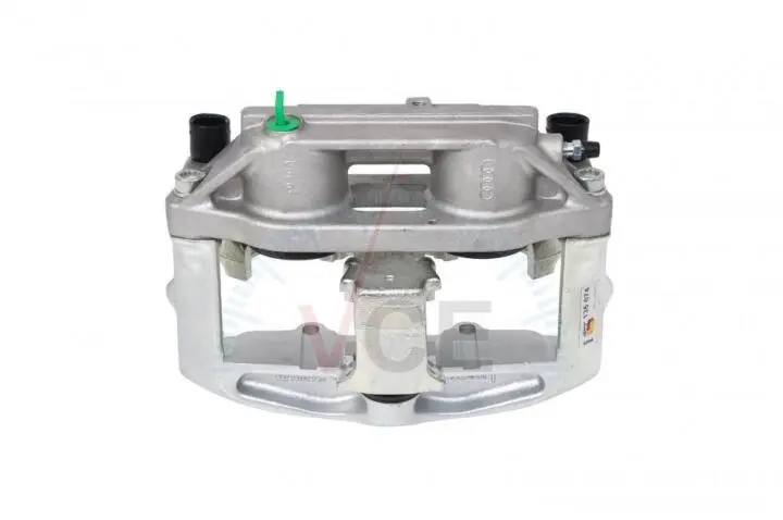 Тормозной суппорт passat b5.5 variant BOSCH 0986135074 (фото 1)