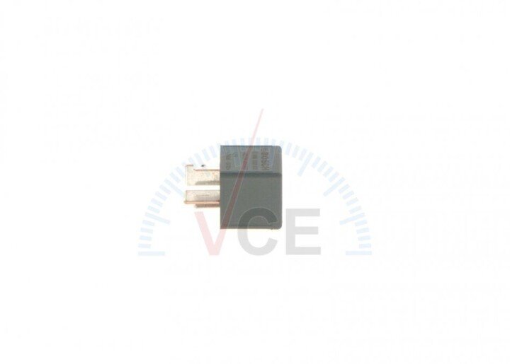 Реле свічок розжарювання (12v) vw t5/t6 1.9/2.0/2.5tdi 03- BOSCH 0 986 332 002 (фото 1)