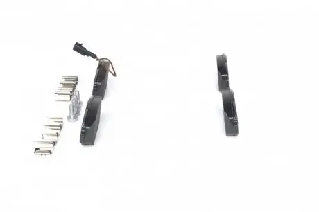 Комплект тормозных колодок, дисковый тормоз BOSCH 0 986 424 596