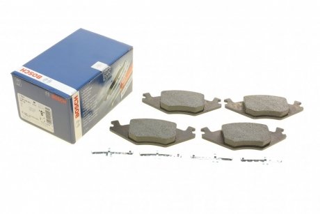 Комплект тормозных колодок, дисковый тормоз BOSCH 0 986 468 890 (фото 1)