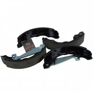 Комплект тормозных колодок BOSCH 0 986 487 270