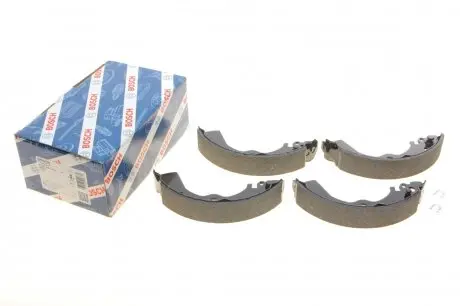 Комплект гальмівних колодок BOSCH 0 986 487 578