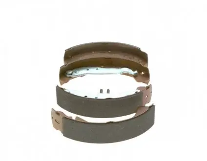 Комплект гальмівних колодок BOSCH 0 986 487 658