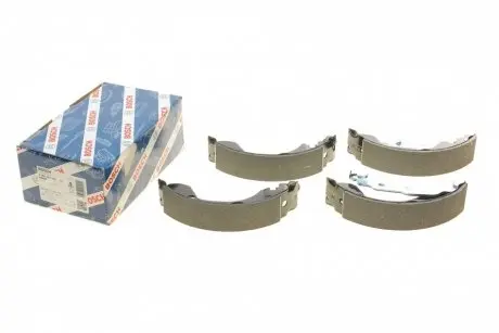 Комплект тормозных колодок BOSCH 0 986 487 668