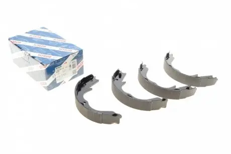 Комплект тормозных колодок; комплект тормозных колодок, стояночная тормозная система. BOSCH 0 986 487 739