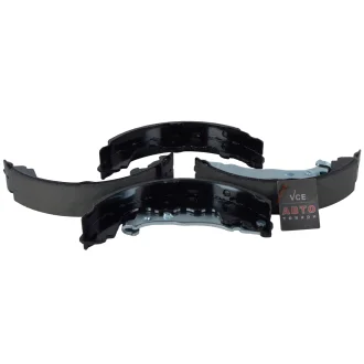 Комплект тормозных колодок BOSCH 0 986 487 754