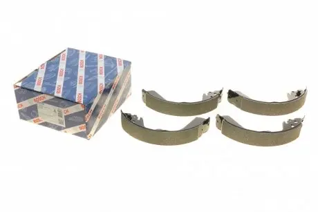 Комплект тормозных колодок BOSCH 0 986 487 928