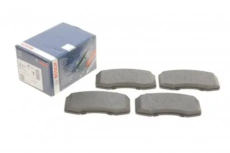 Комплект тормозных колодок, дисковый тормоз BOSCH 0 986 494 551
