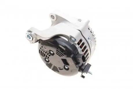 Генератор bmw 3 (f30/f80)/5 (f10)/x3 (f25) b47/b46/b48/b37 (14v/180a) BOSCH 1986A01485