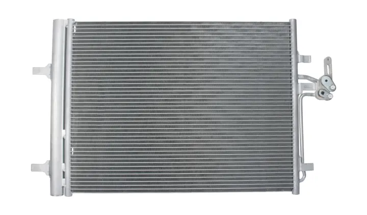 Конденсатор кондиціонера (з осушувачем) VOLVO S60 II, S80 II, V40, V60 I, V70 III, V70 III-KOMBI, XC60 I, XC70 II, FORD GALAXY II, MONDEO IV, MONDEO V, S-MAX 1. BOSCH 1986AD2012 (фото 1)