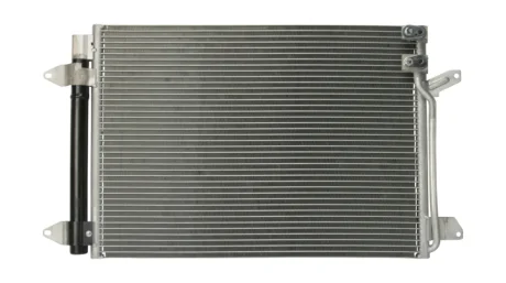 Конденсер кондиционера volkswagen jetta iv (выр-во) BOSCH 1986AD2270