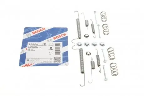 Комплектуючі, гальмівна колодка BOSCH 1 987 475 098