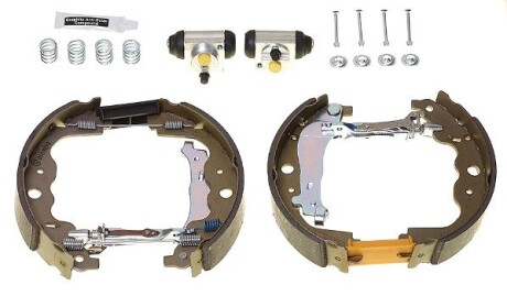 Тормозные колодки барабанные BREMBO K 68 077