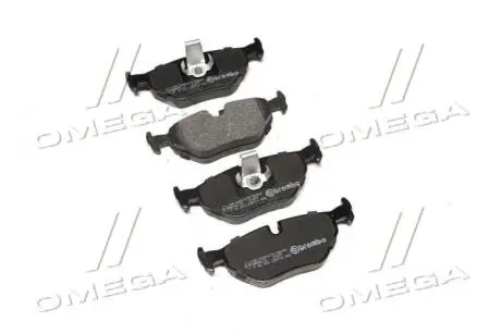 Комплект тормозных колодок, дисковый тормоз BREMBO P 06 023