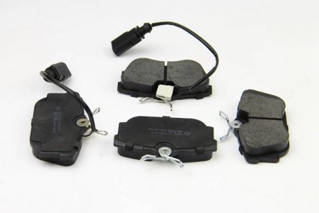 Комплект тормозных колодок, дисковый тормоз BREMSI BP2946 (фото 1)