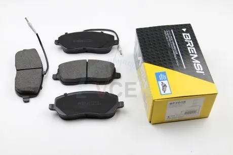 Комплект тормозных колодок, дисковый тормоз BREMSI BP3028