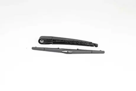 Важіль склоочисника задній FOCUS-KUGA-MONDEO 2007-2014 BSG BSG30995061