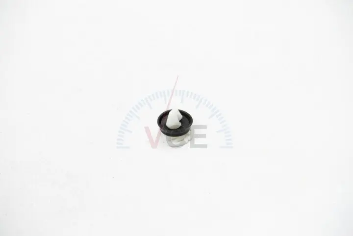 Клипса обшивки BSG BSG 75-995-002 (фото 1)