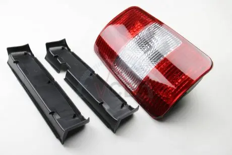 Задний фонарь BSG BSG 90-805-008