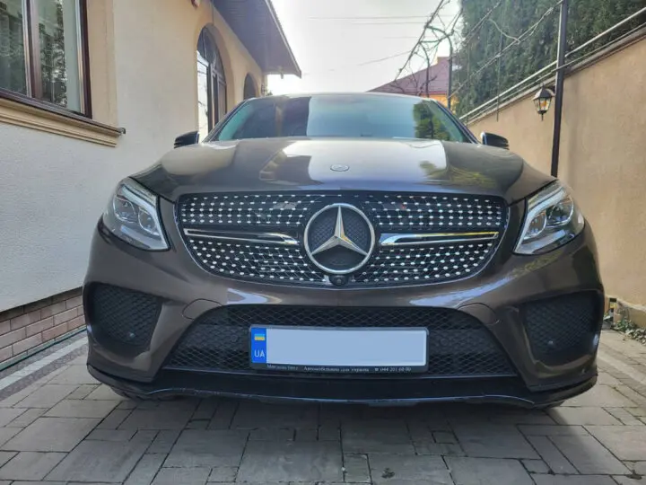 Тюнінг решітка радіатора (Diamond Silver) З місцем під камеру Mercedes GLE coupe C292 2015-2019 рр. Cixtai BZ07-1001A-CAM (фото 1)