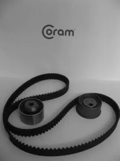Ремень грм, комплект (ролики + ремень) mitsubishi galant viii (00-04) mitsubishi CORAM KTC994824