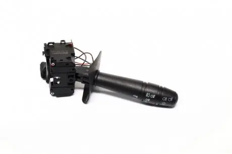 Перемикач. поворотів, світла, фар п/тум. dacia logan 04 - DECARO DE.901057668