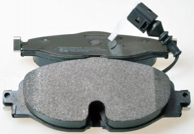 Комплект тормозных колодок, дисковый тормоз DENCKERMANN B111306 (фото 1)