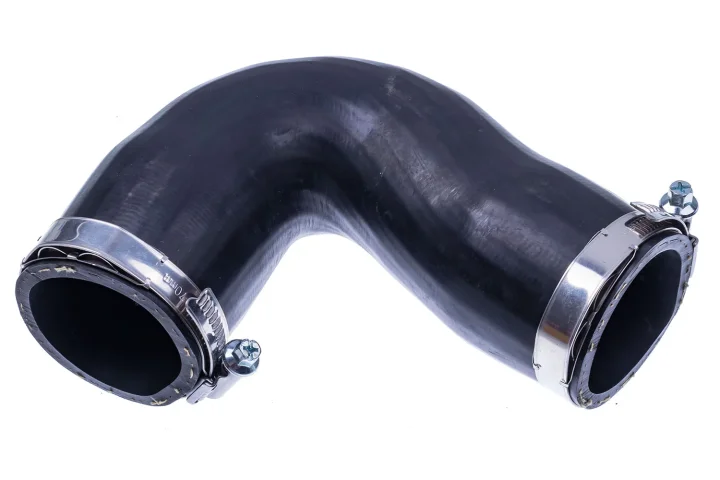 Фото 1 - Патрубок інтеркулера audi a1 1.6 tdi 10--seat ibiza 1.6tdi 09--skoda fabia ii 1.6 tdi 10--vw polo 1.6 tdi 09- DENCKERMANN F100101 Патрубок інтеркулера audi a1 1.6 tdi 10--seat ibiza 1.6tdi 09--skoda fabia ii 1.6 tdi 10--vw polo 1.6 tdi 09- DENCKERMANN F100101 (фото 1)