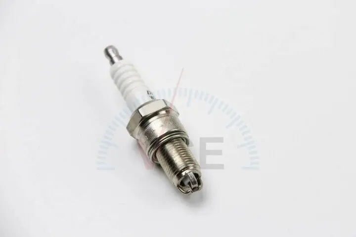 Фото 1 - Свіча запалювання DENSO W20EPB Свіча запалювання DENSO W20EPB (фото 1)