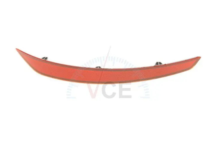 Фото 1 - Световозвращатель бампера (заднего) Skoda Rapid 20- (R) DPA 99451822502 Световозвращатель бампера (заднего) Skoda Rapid 20- (R) DPA 99451822502 (фото 1)